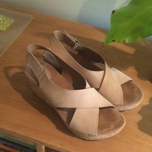 Like new woman’s sandals